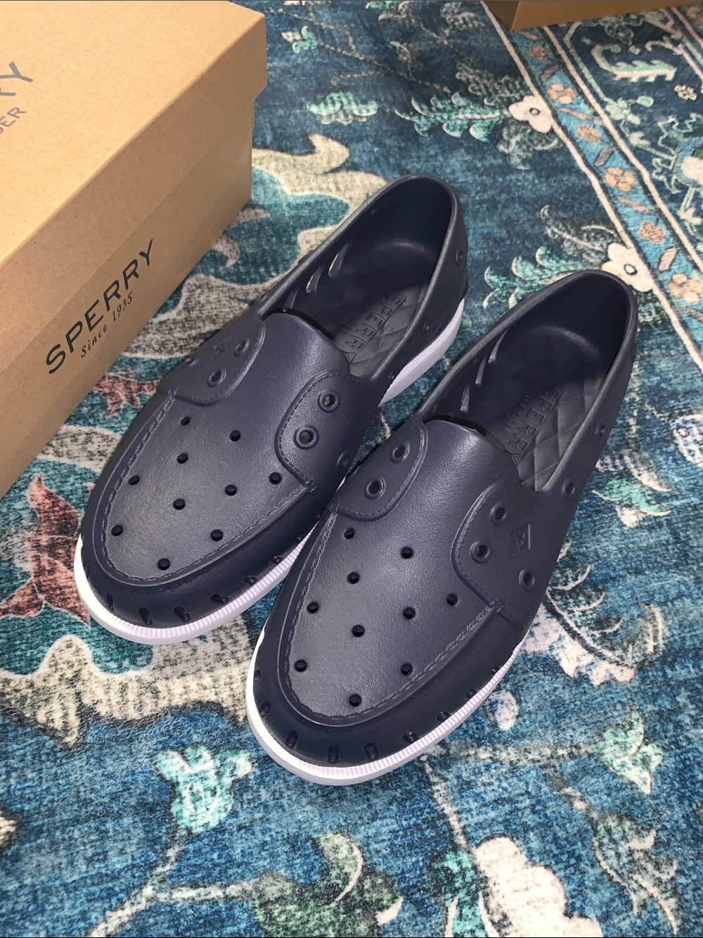 Sperry new lake float slip on shoes navy 10